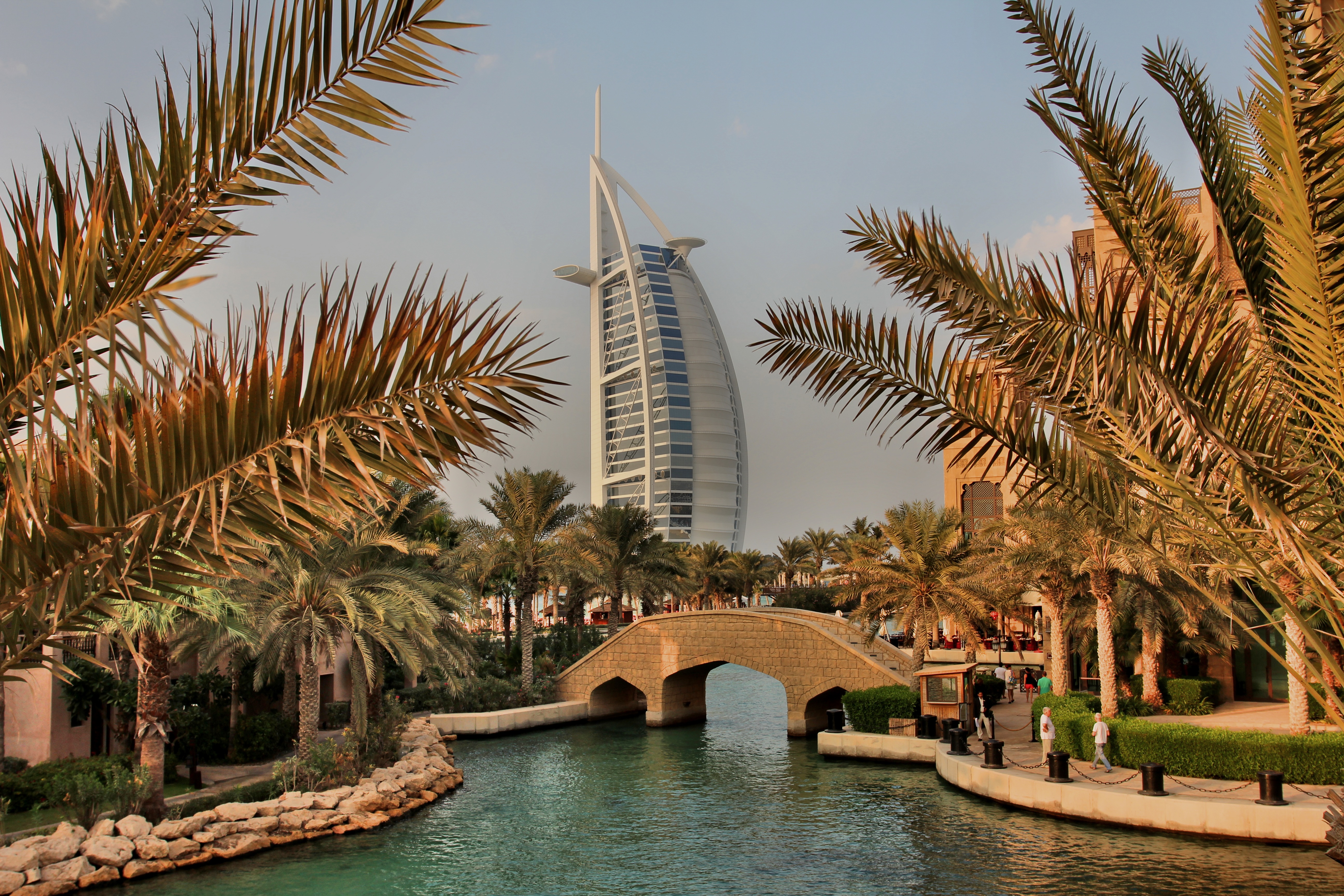 Burj Al Arab visto desde Madinat Jumeirah